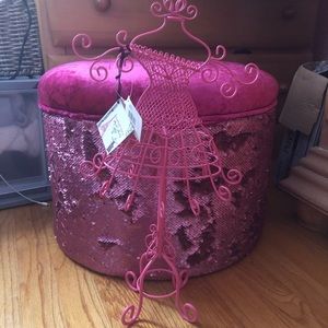 Stylish Jewelry Holder Chic